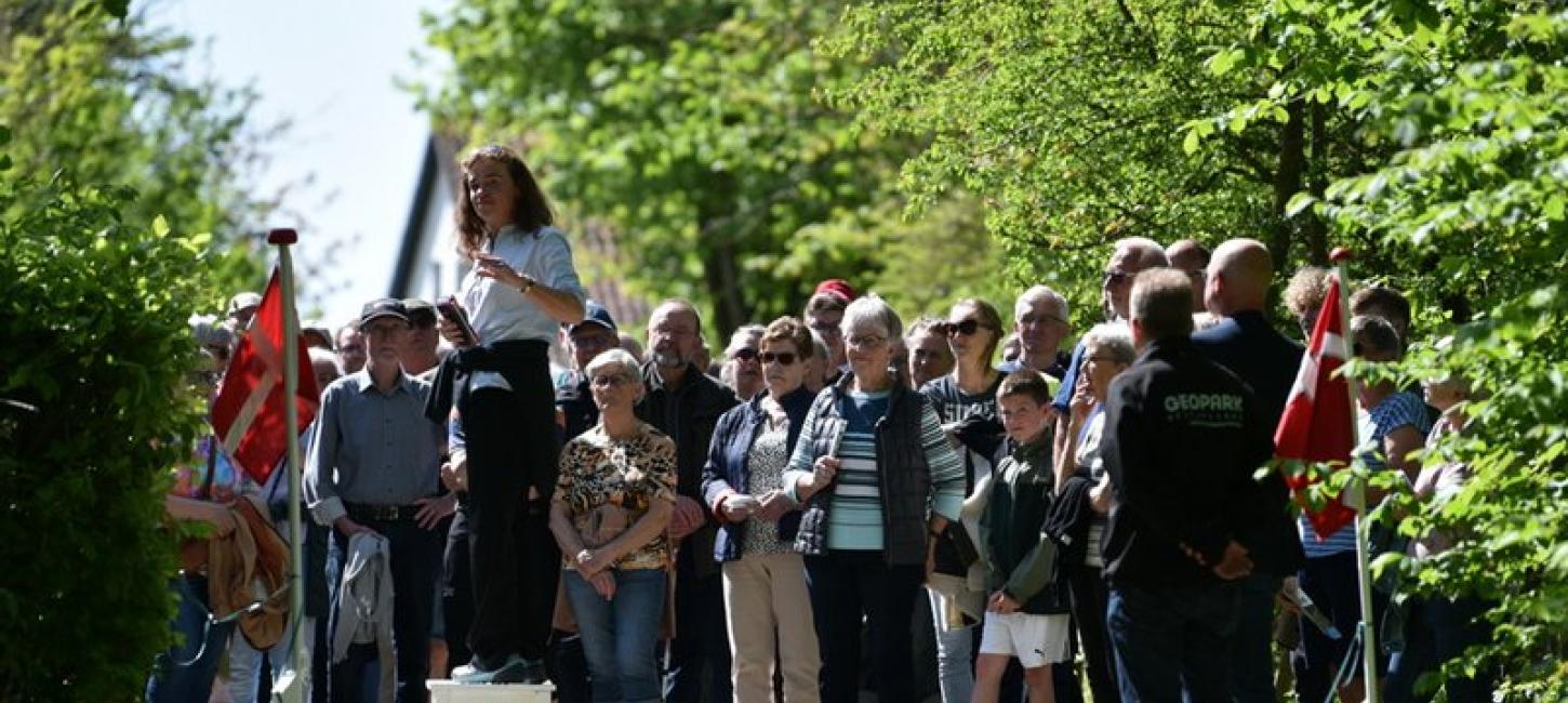 Publikum ved indvielse af Kalksporet i Hjerm d. 11/5 2024